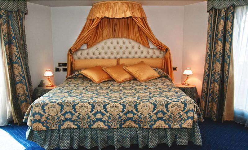 Hotel Villa Savoia ตูริน ภายนอก รูปภาพ