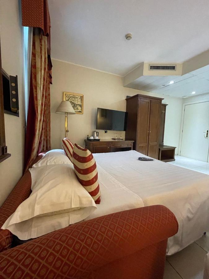Hotel Villa Savoia ตูริน ภายนอก รูปภาพ